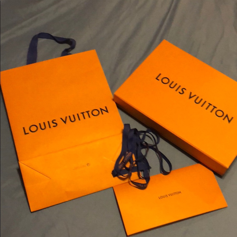 Box, bag, receipt envelope and ribbon